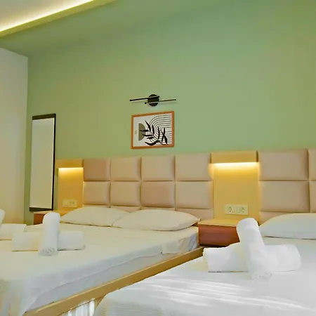 Hotel Yalim *