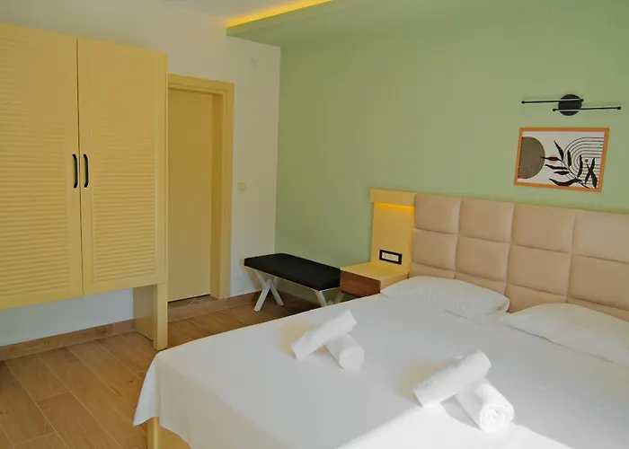 Yalim * 博德鲁姆