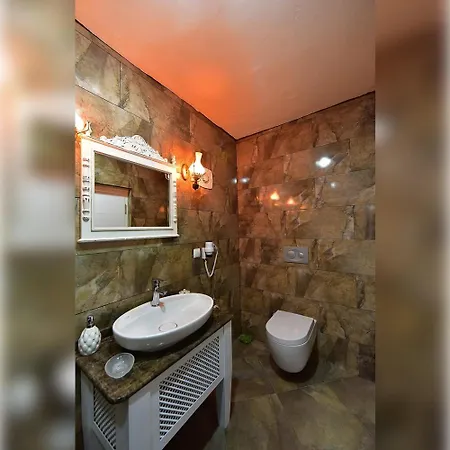 Yalim Hotel